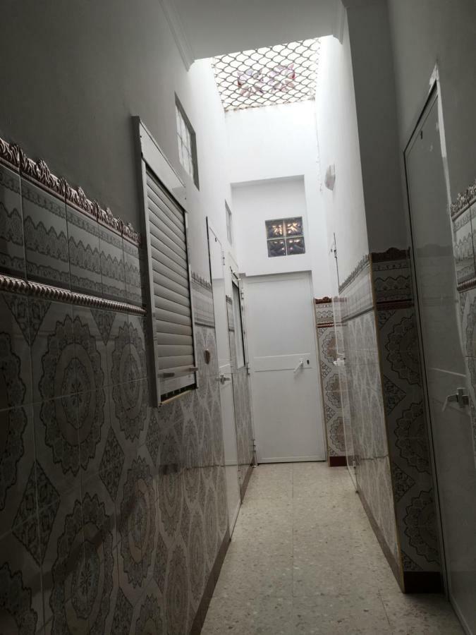 Hostal Gutierrez Ceuta Luaran gambar